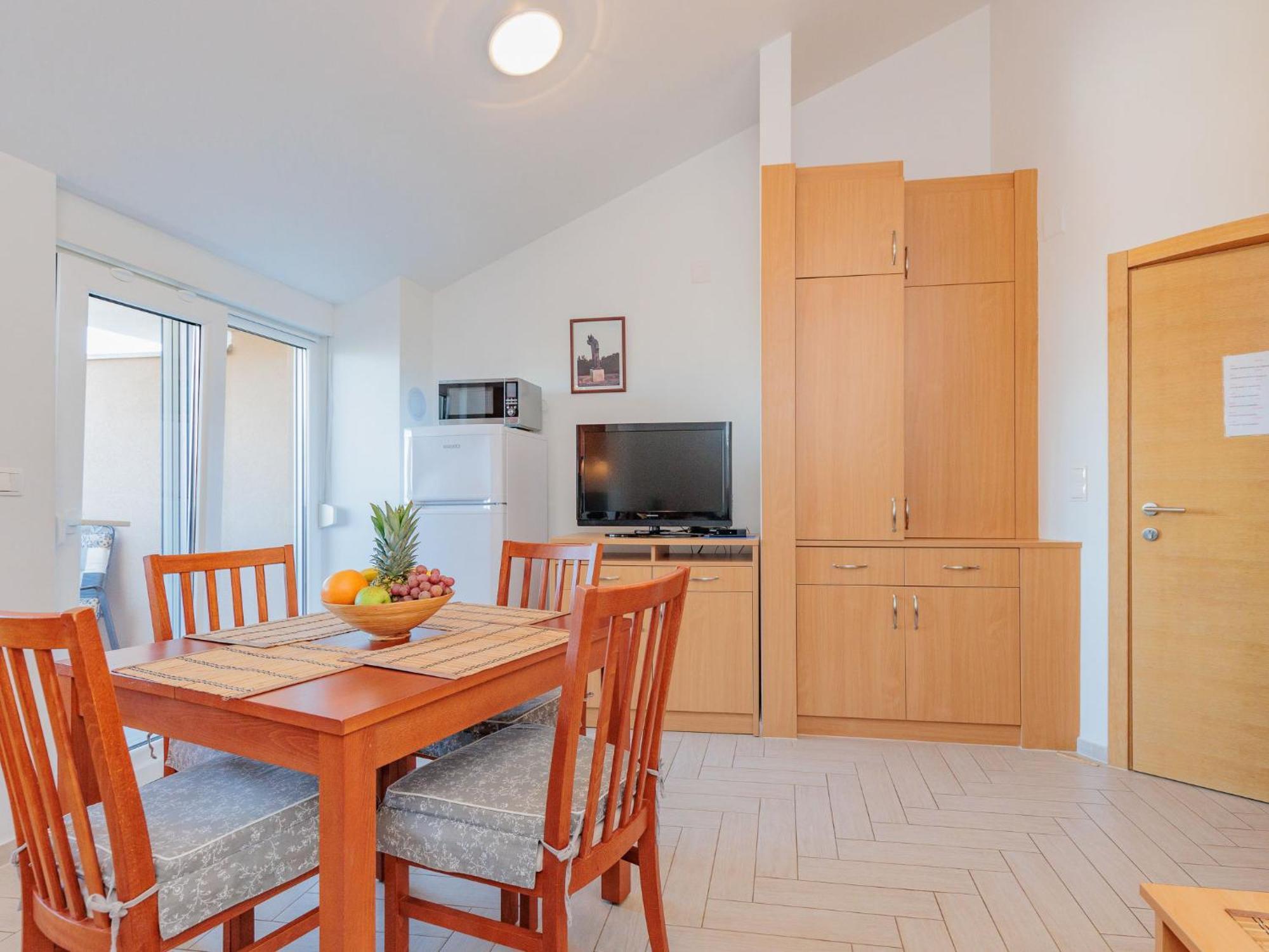 Apartment Mlasina-6 By Interhome Nin Eksteriør bilde