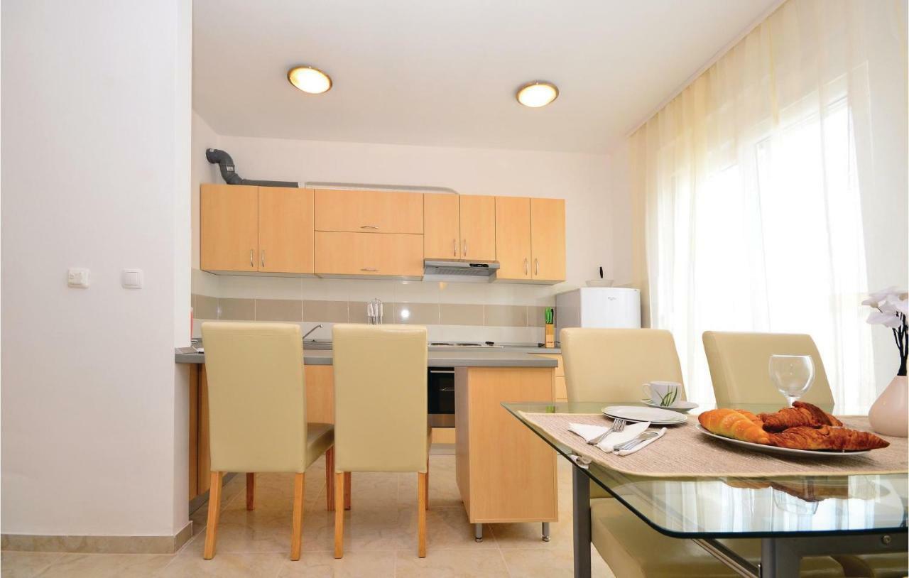 Apartment Mlasina-6 By Interhome Nin Eksteriør bilde